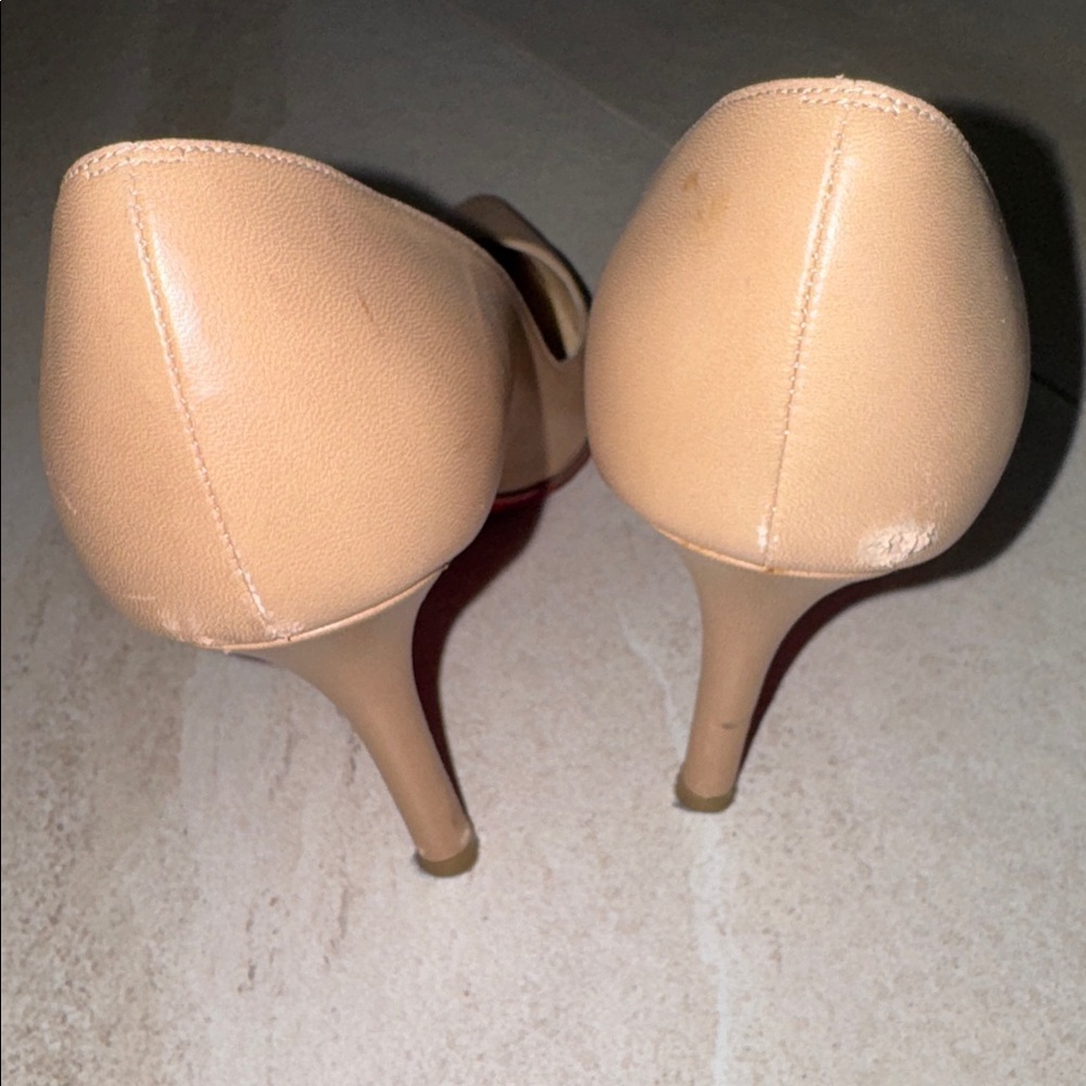 ❤️Christian Louboutin size 6.5 Nude Heels- offers welcomed!!!!!❤️ - Picture 14 of 15